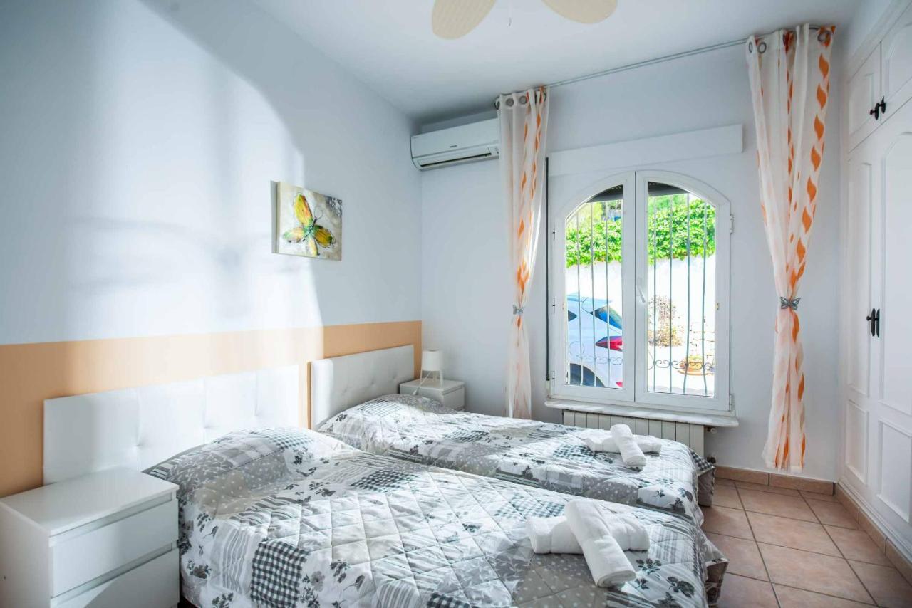 Villa Limones กัลเป ภายนอก รูปภาพ
